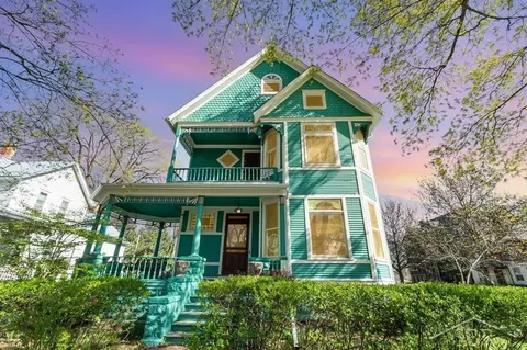 1315 Mckinley, Bay City, MI 48708