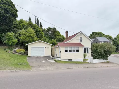 401 White, Hancock, MI 49930
