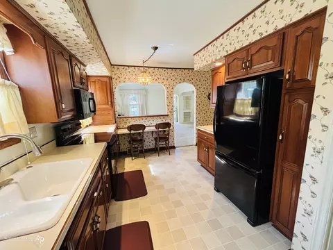 Kitchen - 114 W Clark, Davison, MI 48423 photo 1 of 2