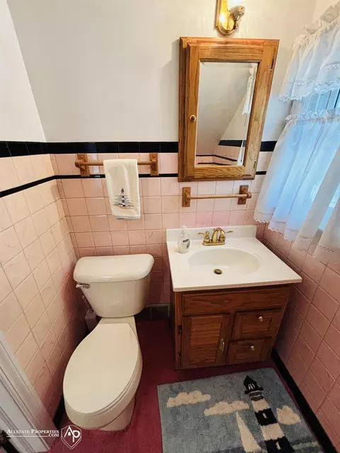 Bath - 114 W Clark, Davison, MI 48423 photo 2 of 2