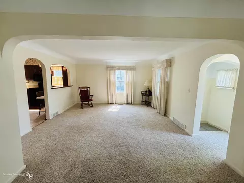Living - 114 W Clark, Davison, MI 48423 photo 1 of 3