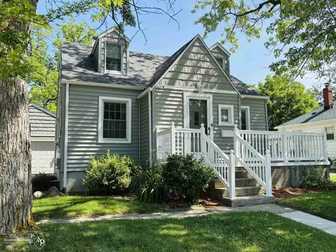 Exterior - 114 W Clark, Davison, MI 48423 photo 2 of 3