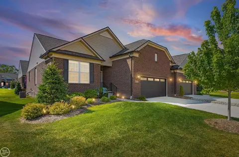 40625 Tulip, Clinton Township, MI 48036