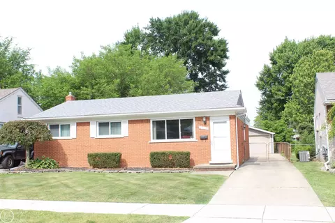 28117 Shock, Saint Clair Shores, MI 48081