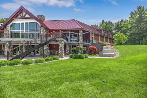 Exterior - 199 E Brks, Midland, MI 48640 photo 9 of 17