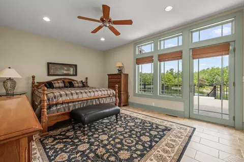 Bedroom - 199 E Brks, Midland, MI 48640 photo 1 of 5