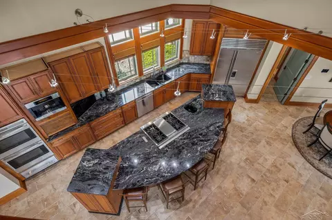 Kitchen - 199 E Brks, Midland, MI 48640 photo 1 of 9