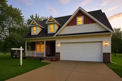 2685 Diane Marie, Waterford, MI 48329