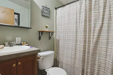 Bath - 366 Pinnacle, Omer, MI 48749 photo 1 of 2