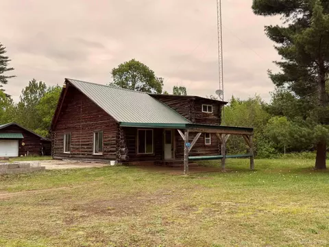 472 Cable Lk, Crystal Falls, MI 49920