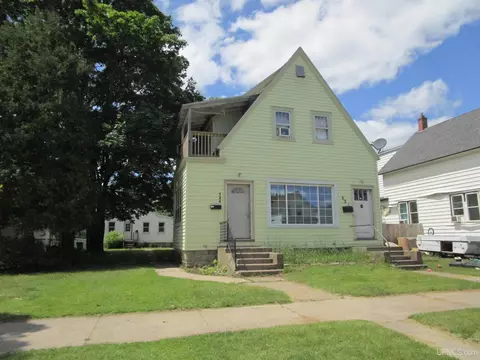 522 S 12th, Escanaba, MI 49829