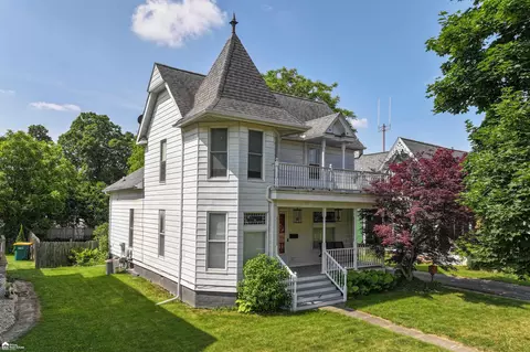 320 E Main, Flushing, MI 48433