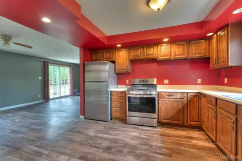Kitchen - 14102 24th, Rapid River, MI 49878 photo 3 of 4