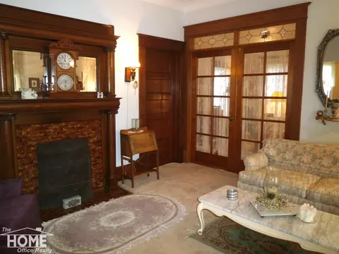 203 E King, Owosso, MI 48867 photo 3