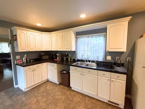512 E Main, Owosso, MI 48867 photo 9