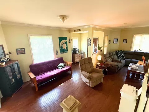 512 E Main, Owosso, MI 48867 photo 5
