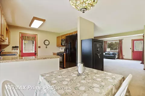 4078 E Lk, Clio, MI 48420 photo 12