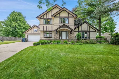 13273 Beresford, Sterling Heights, MI 48313