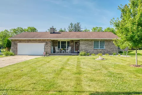 845 Riverlane, Owosso, MI 48867
