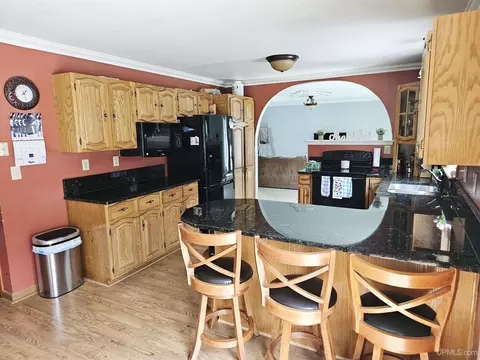 9989 W 5, Rapid River, MI 49878 photo 4
