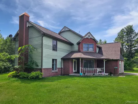 9989 W 5, Rapid River, MI 49878 photo 2