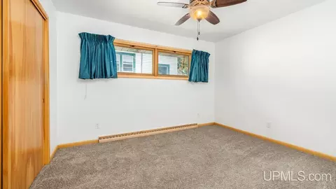 1020 S 5th, Escanaba, MI 49829 photo 13