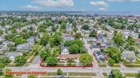 1020 S 5th, Escanaba, MI 49829 photo 6