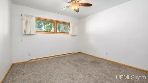 1020 S 5th, Escanaba, MI 49829 photo 15