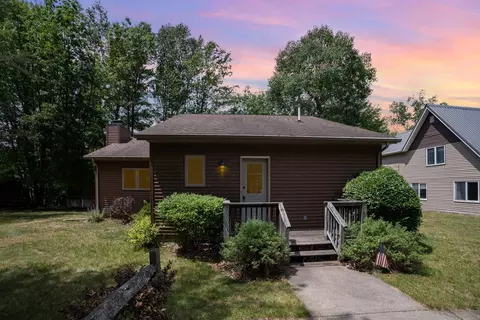 555 Rivers Ter, Gladwin, MI 48624