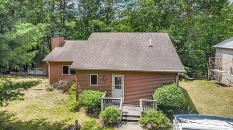 555 Rivers Ter, Gladwin, MI 48624 photo 2