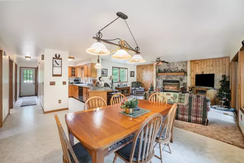 555 Rivers Ter, Gladwin, MI 48624 photo 9