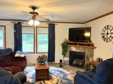3576 N Finley, Harrison, MI 48625 photo 2