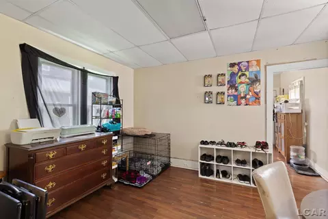 121 W Beecher, Adrian, MI 49221 photo 16