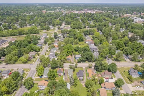 121 W Beecher, Adrian, MI 49221 photo 42