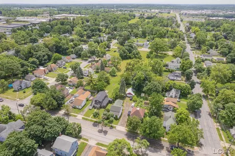 121 W Beecher, Adrian, MI 49221 photo 37