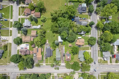 121 W Beecher, Adrian, MI 49221 photo 35