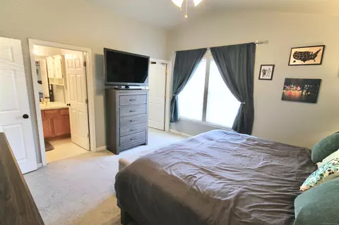 56757 Cardinal, Macomb, MI 48042 photo 14