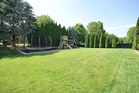 56757 Cardinal, Macomb, MI 48042 photo 39