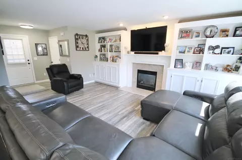 56757 Cardinal, Macomb, MI 48042 photo 9