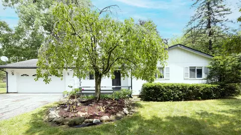 10087 Margaret, Lakeland, MI 48143