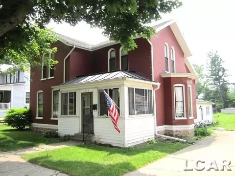 112 Howard St, Hudson, MI 49247
