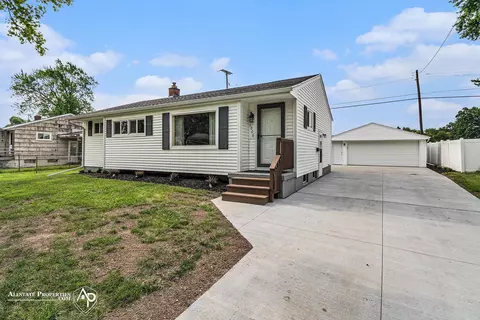 1006 Southlawn, Flint, MI 48507