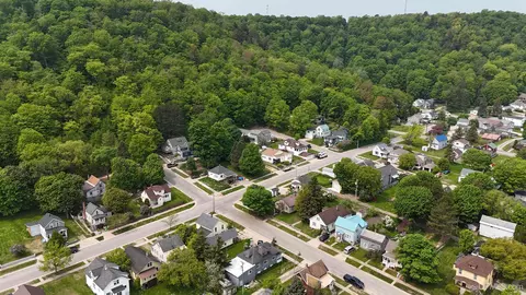 View/Area - 206 Cherry, Munising, MI 49862 photo 9 of 10