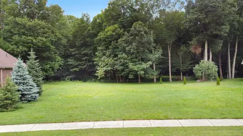 48325 Red Oak, Shelby Township, MI 48315