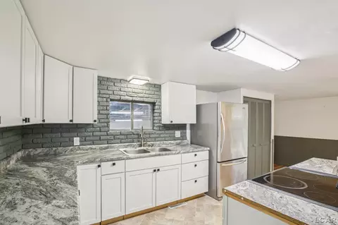 10620 Dewitt, Van Buren Twp, MI 48111 photo 9