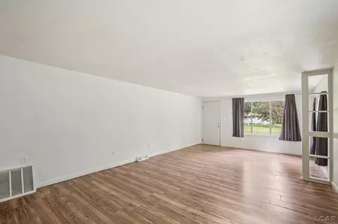 10620 Dewitt, Van Buren Twp, MI 48111 photo 5