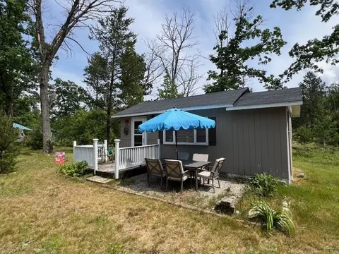 203 N Beverly, Harrison, MI 48625