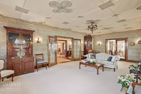 1025 Balfour, Grosse Pointe Park, MI 48230 photo 6