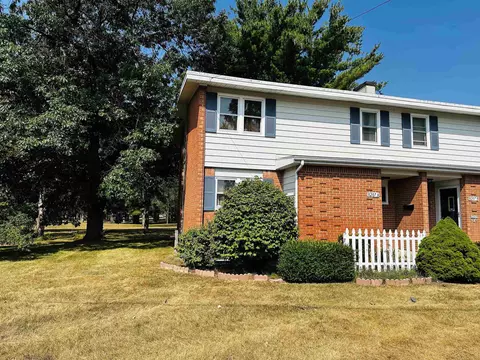 8207 Florida UNIT A, Oscoda, MI 48750