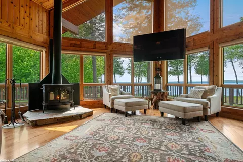 Living - 2333 Boy Scout, Indian River, MI 49749 photo 4 of 9